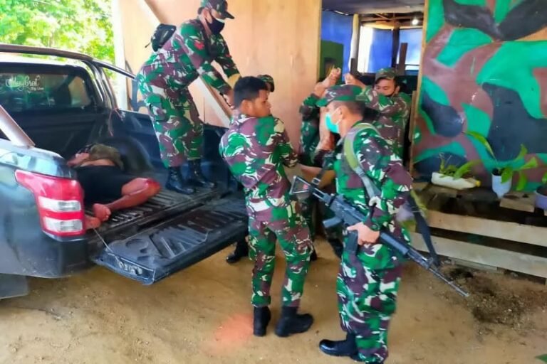 Empat Anggota TNI AD Meninggal Diserang OTK di Papua Barat